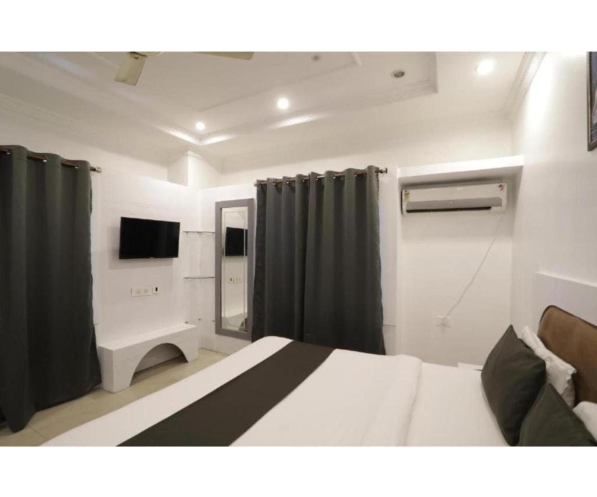 Day S Inn Luxury Stay Near Care Hospital In Budget Friendly Price Best Seller Bhuvanesvar Kültér fotó