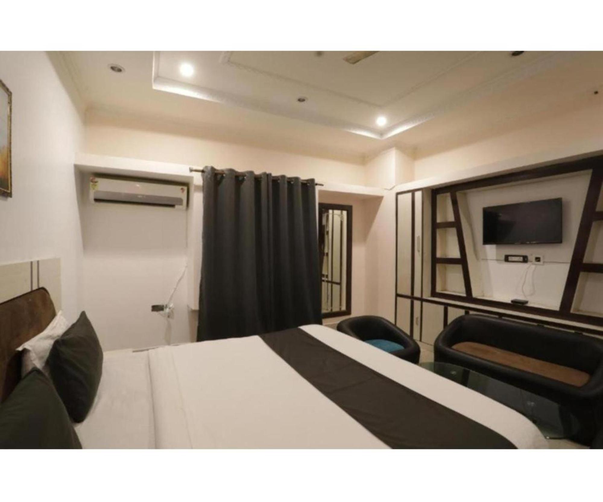 Day S Inn Luxury Stay Near Care Hospital In Budget Friendly Price Best Seller Bhuvanesvar Kültér fotó