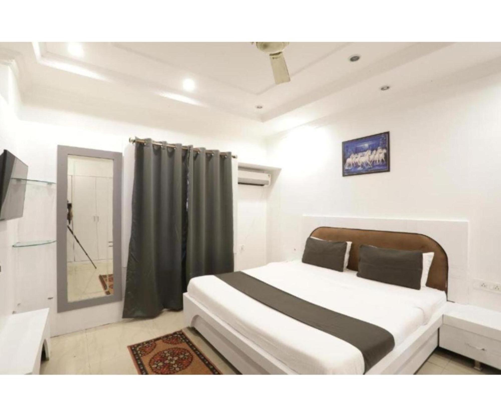 Day S Inn Luxury Stay Near Care Hospital In Budget Friendly Price Best Seller Bhuvanesvar Kültér fotó